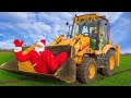 Весёлый Лёва на тракторе спасает Санта Клауса в песке