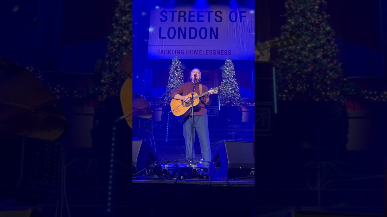 Ralph McTell - Streets of London (Live at the Royal Albert Hall)