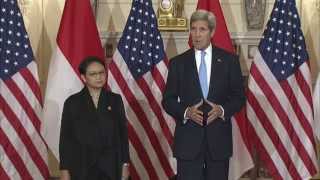 Secretary Kerry Meets with Indonesian Foreign Minister Retno Marsudi