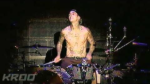 blink-182 live at Epicenter Festival 2010 [FULL SHOW]