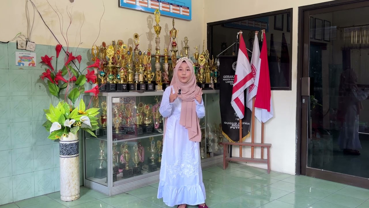 71  ASHILLA KHANSA ALMAHYRA   SDN MENTIKAN 2 MOJOKERTO   AKHLAK MULIA MUTIARA BERHARGA