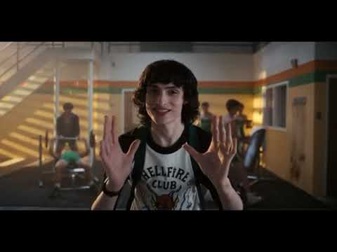 Stranger Things 4: Mike & Dustin try to find a sub for their Hellfire campaign