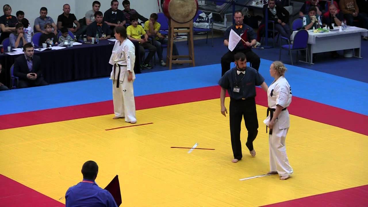 Хасанова Анастасия - Хрипунова Анастасия Кубок России 2014 по Киокушинкай карате