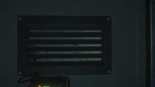 Alien: Isolation™ - Tense hiding in locker