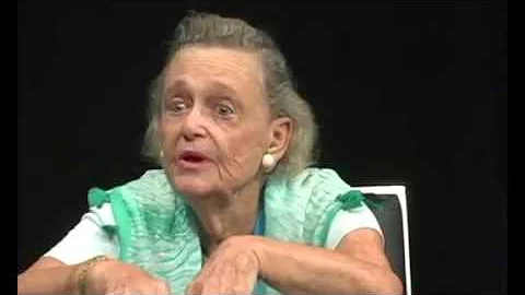 Doris Reynolds talks history of Collier