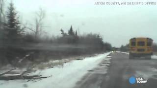 Terrifying video show bus with kids swerving across highway