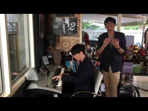 Palm Pawee - อ่อนแอก็แพ้ไป MEAN | Jazz cover