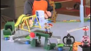 Toy Story 3 Action Links Junkyard Escape Stunt Set from Mattel