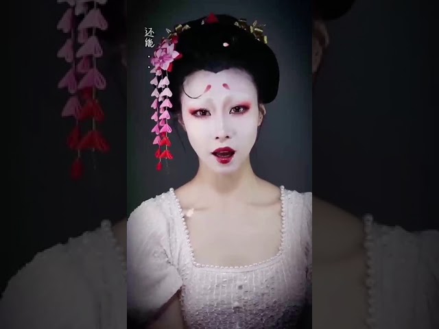 鬼妈妈像第五人格？那就直接第五人格安排 哟～#第五人格 #白无垢 #仿妆#shorts