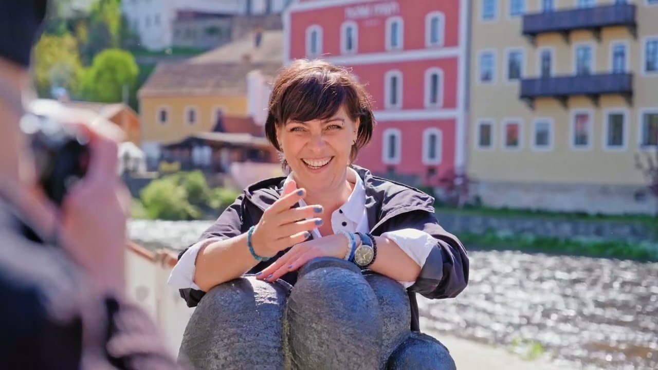 Pěstounství v Jihočeském kraji. Yvet - pěstounka na přechodnou dobu