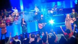 Video thumbnail of "Hillsong - 내 주는 구원의 주 (Mighty To Save)"