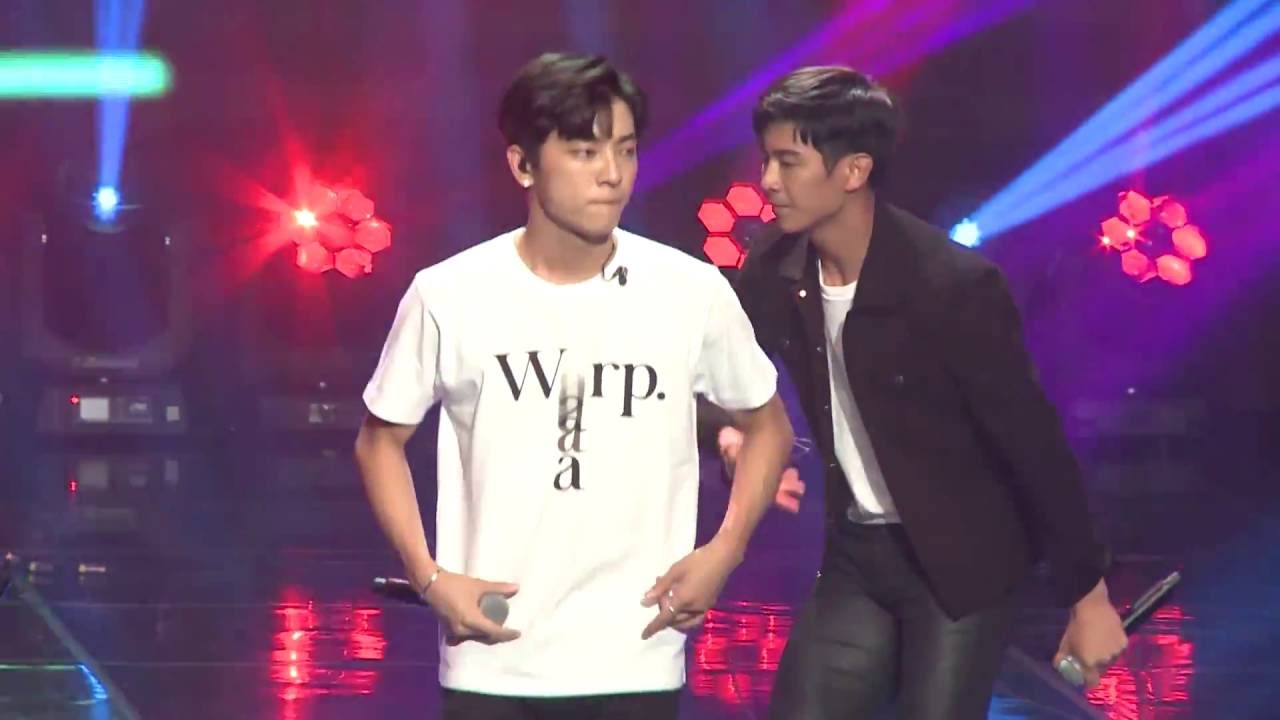 [Fancam] MADTOWN : Lee Geon - Get Out, A.M.N Showcase @ DMC Festival 2016のサムネイル