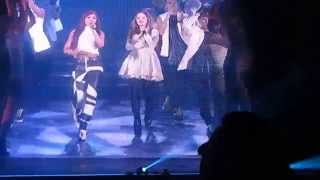 140503 Lee Hi & Minzy - 1,2,3,4 @YG Family Concert 'Power' Tokyo Dome Day 1