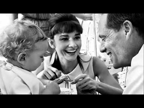 Audrey Hepburn  (90 Aniversario) - Música: I'll Remember you
