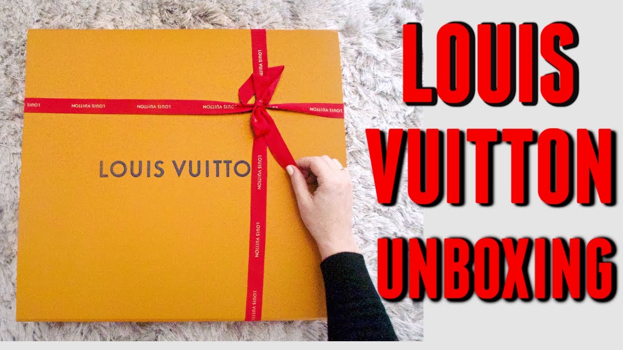 LOUIS VUITTON UNBOXING: VLOGMAS DAY 7 2018 - YouTube