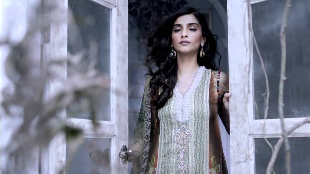 Firdous Lawn 2012 Director's Cut Featuring Sonam Kapoor