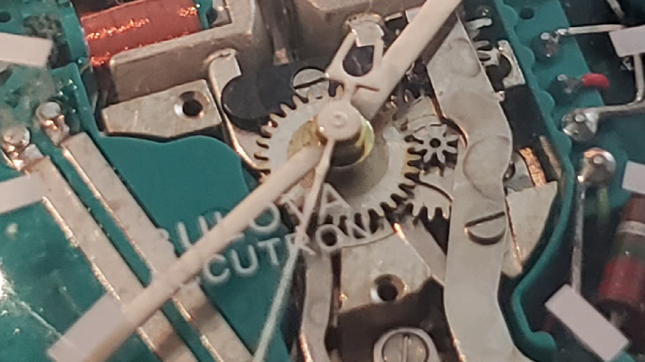 1966 Bulova Accutron White Gold Spaceview watch Rare Large dial