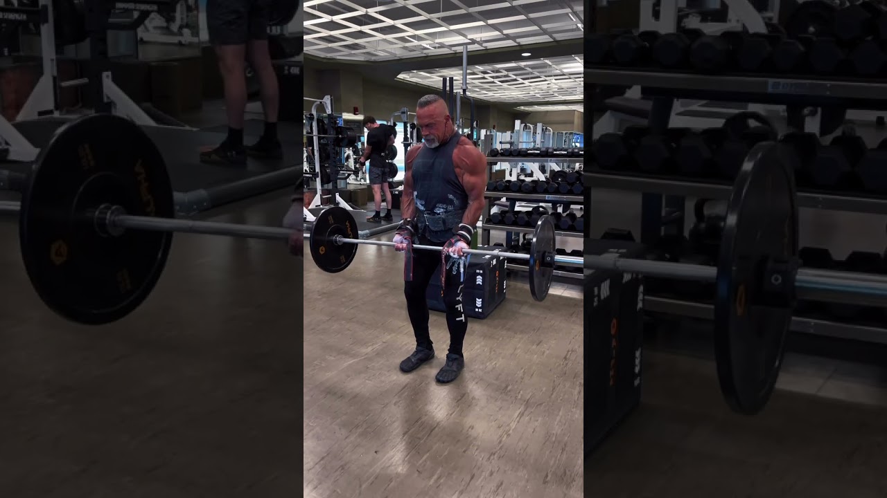 You can’t be a good set of drag curls to really get the peak of your bicep contracting#workout