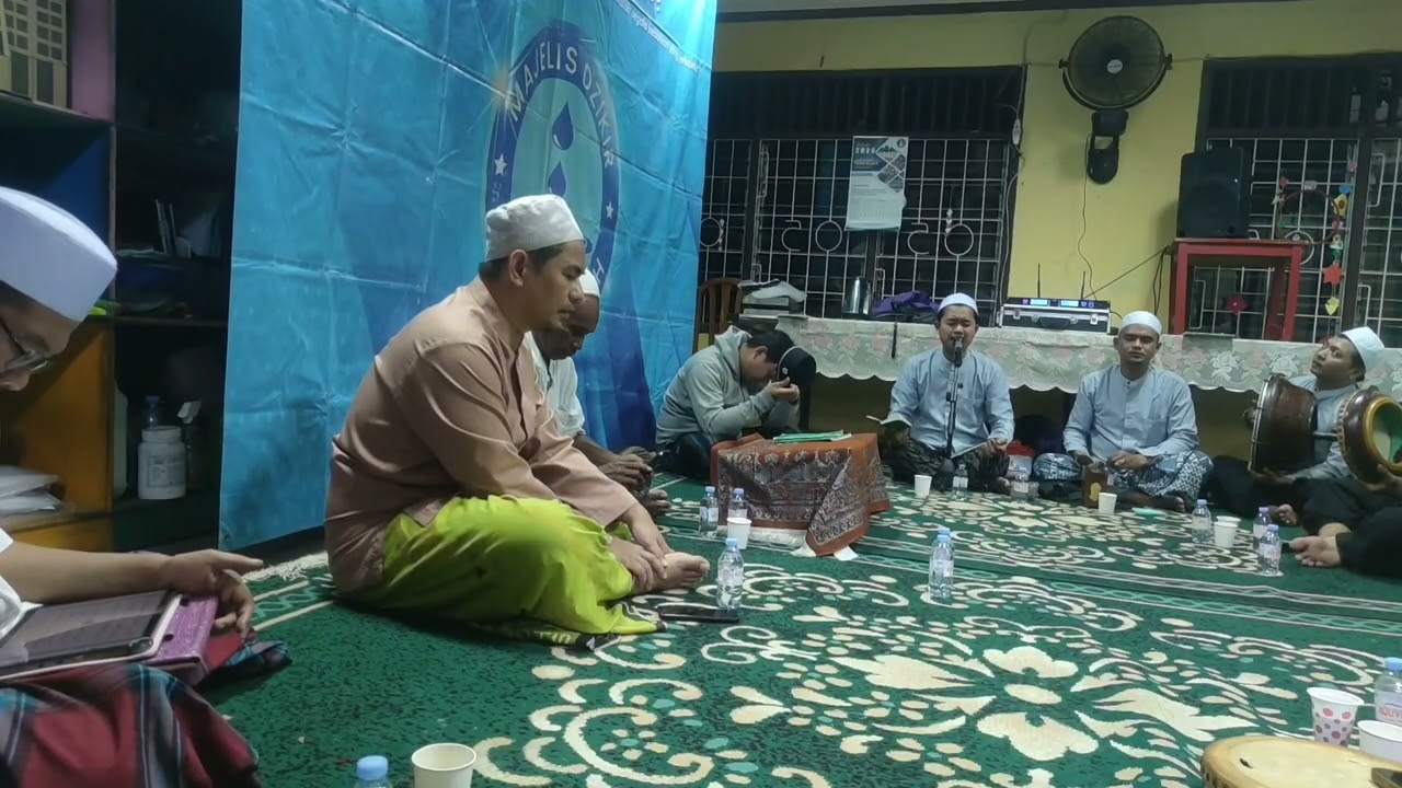 M`DIST - Ya Robbi Sholli Ala Muhammad ~ Assalamualaik Zainal Anbiya