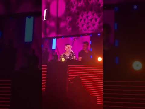 حسن شاكوش مولع حفله الڤيڤا ب اغنيه حبيبتي أفتحي شباكيك أنا جيت 2023