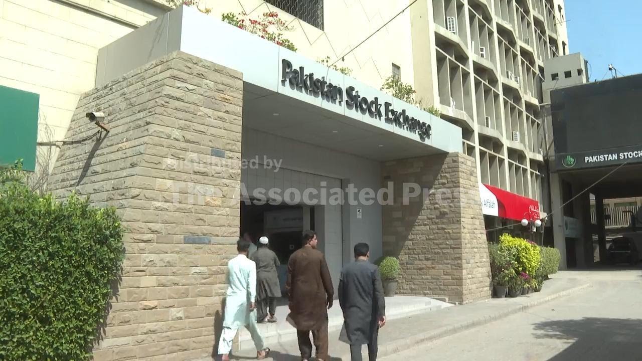 Stock market plunges in Pakistan amid conflict in the Middle East