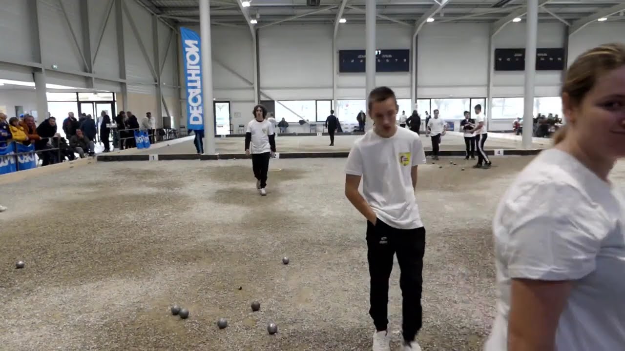 Miniature de la vidéo : Finale jeunes AURA partie de poule juniors Valence vs salaise