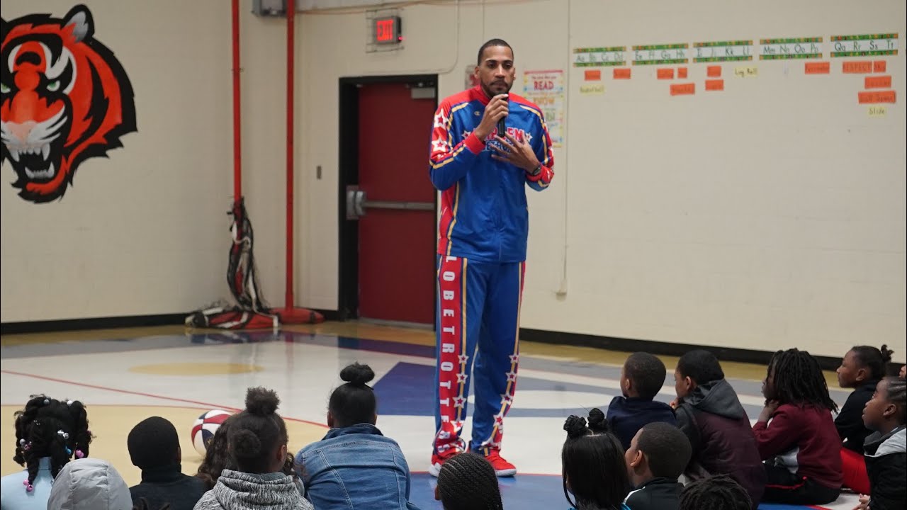 Harlem Globetrotters Stop By Ohio Avenue Elementary School To Talk To Students About Bullying