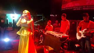 DIAN FAMELA BENCI