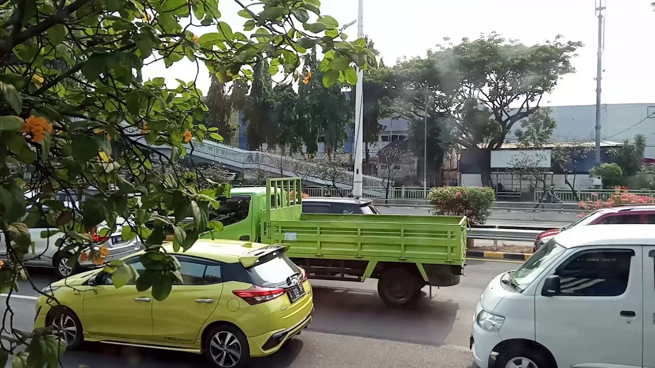 660 Koleksi Gambar Anak Sekolah Naik Truk Gratis Terbaru