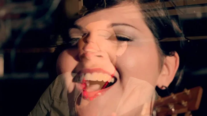 MELISSA VALLEJO -I PRAY THE RED