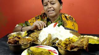 EATING RICE WITH ILISH LEZ VORTA(ইলিশ এর লেজ ভর্তা),SORSHE ILISH,RITHA FISH CURRY।।BIGBITES.