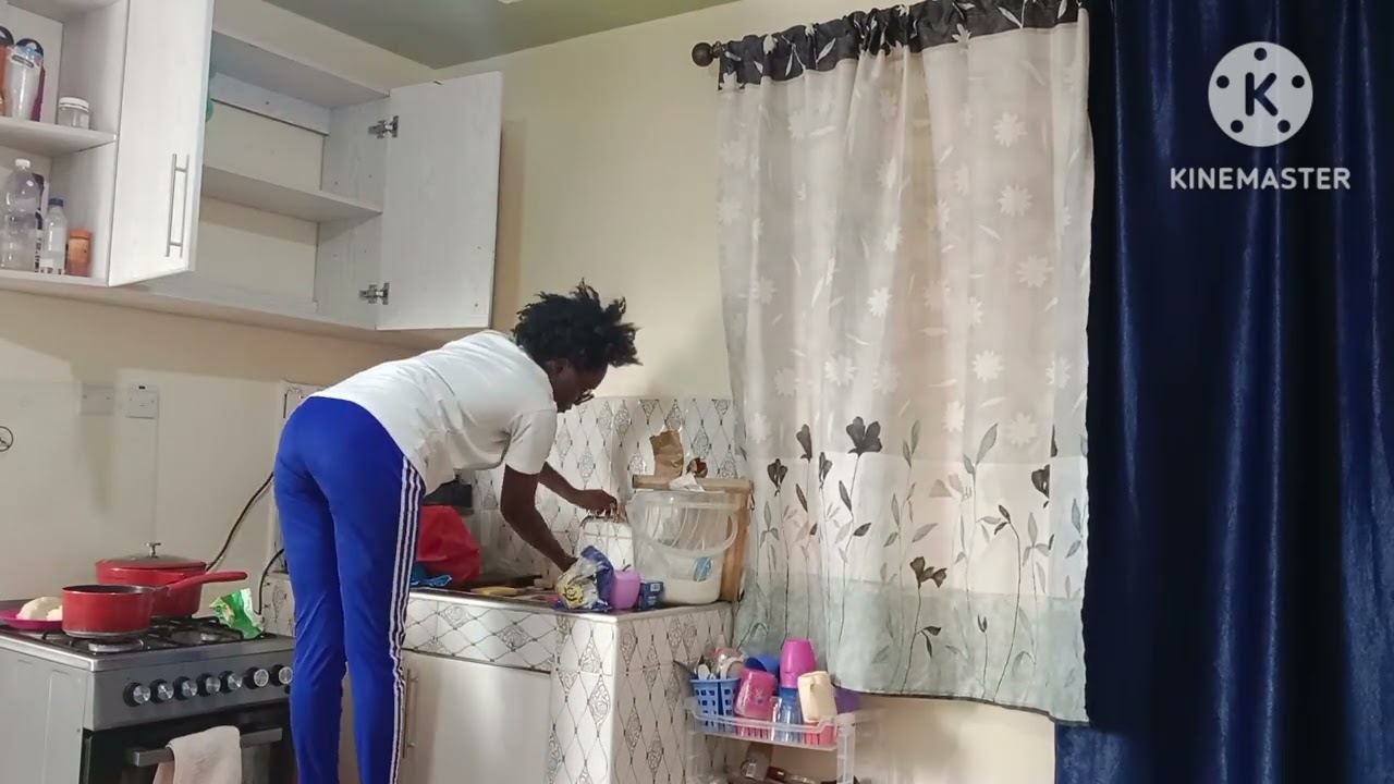 Clean and organize my new bedsitter with me...