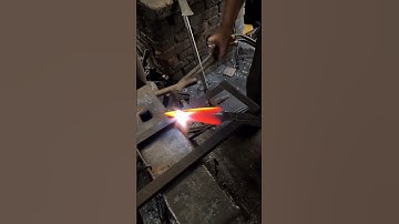 Forging a Viking Seax Knife #SeaxKnife #Forging #PrimitiveSkills #KnifeMaking #HistoricalBlades