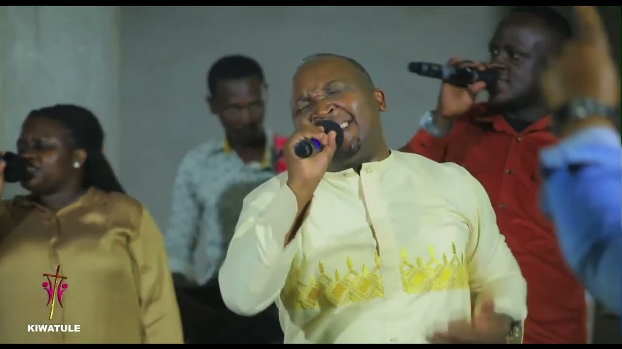 Pastor Twina Herbert Took Us into a Deep Sweet Worship 