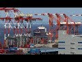 [HD] 米国海軍イージス駆逐艦と衝突したコンテナ船が入港