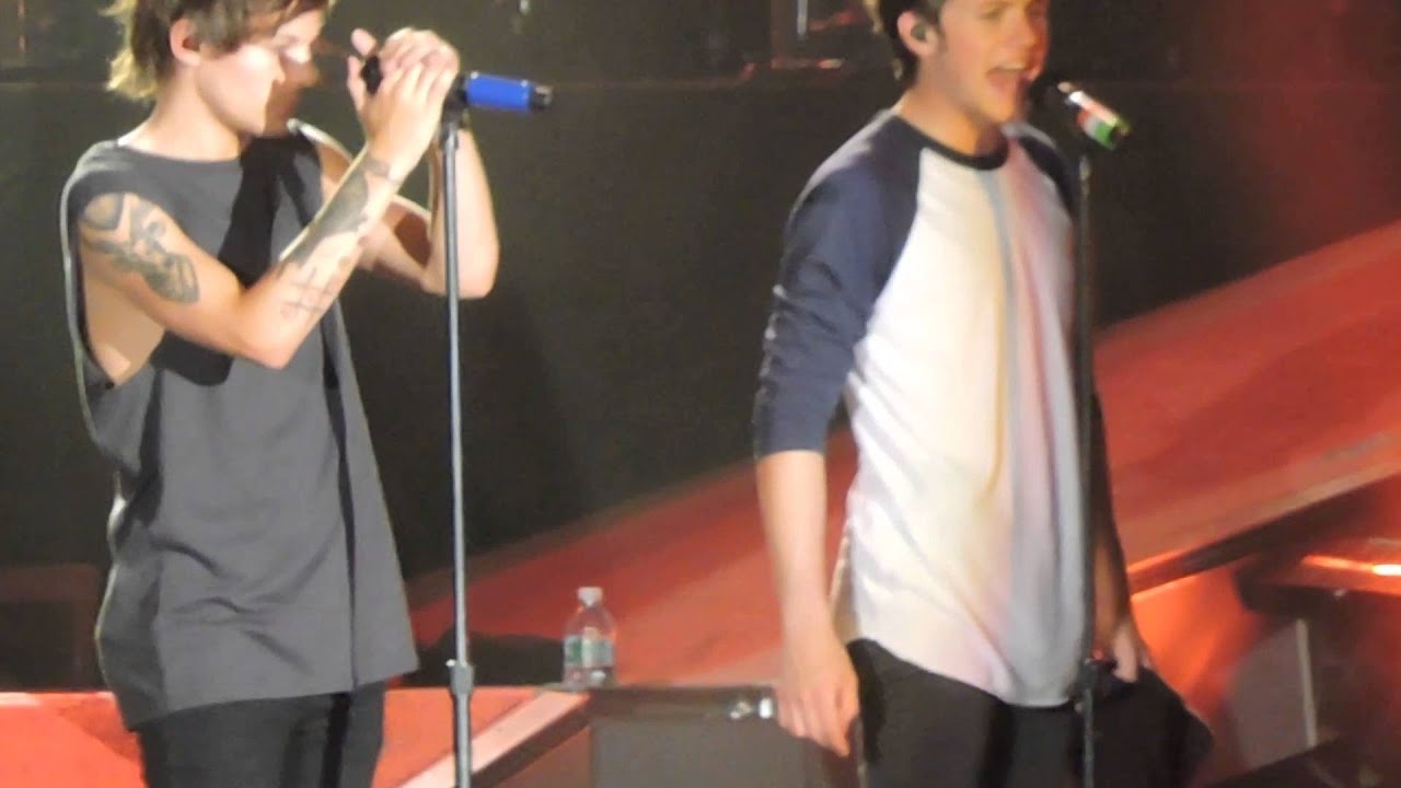 Right Now - One Direction (Metlife Stadium August 5th 2014)