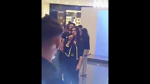 hira mani live singing do bol ost #jatuhjemaafkiya  at huawei p-30 series #hiramani