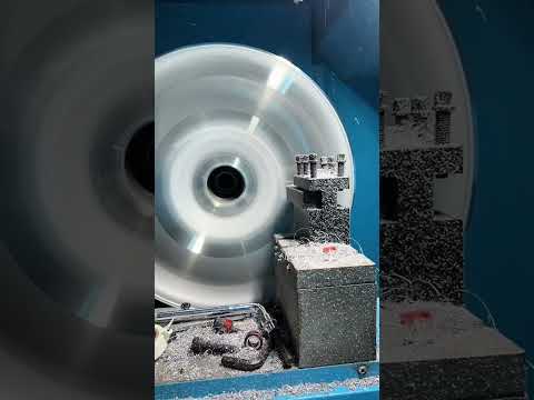 Как алмазный круг превращает старые диски в произведение искусства