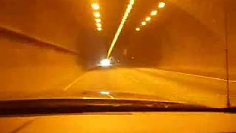 Flying through Bobbie Hopper Tunnel