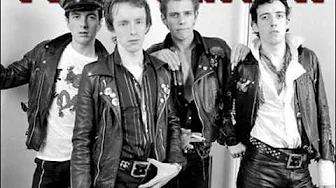 The Clash - Revolution Rock The Clash - Revolution Rock