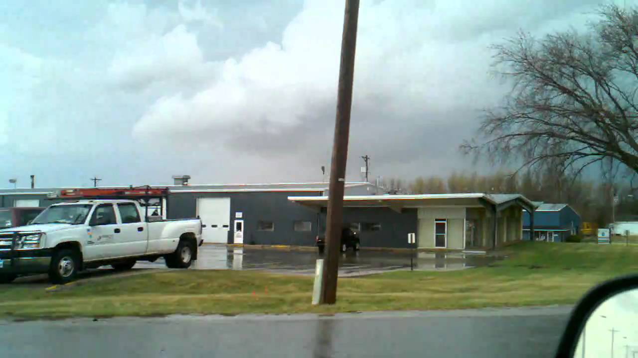 Atlantic Iowa tornado warning 3/22/11 YouTube