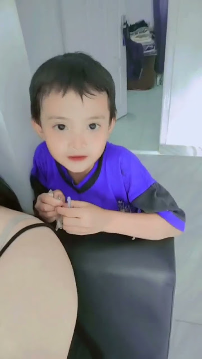 Anaknya lagi ngapain ya 😂