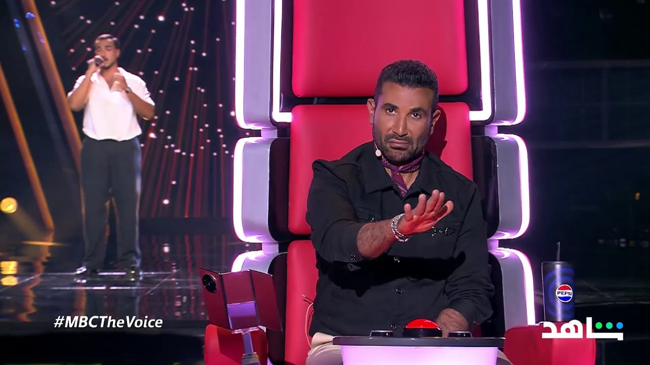 أبهر لجنة التحكيم بخامة صوته الفريدة | The voice  الموسم السادس | شاهد