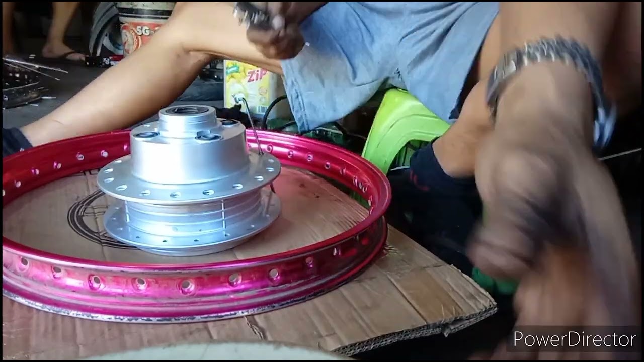 TMX Rear hub Triple bearing heavy duty .