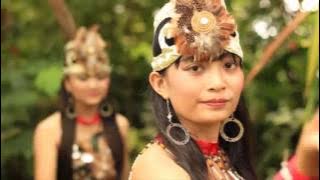 Nyambut Gawai Dayak (Official Music Video) Iman S