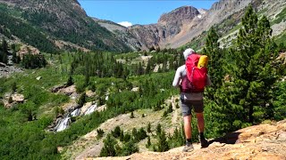 Hiking in the Sierra Nevada Mountains, Exploring Lundy Canyon