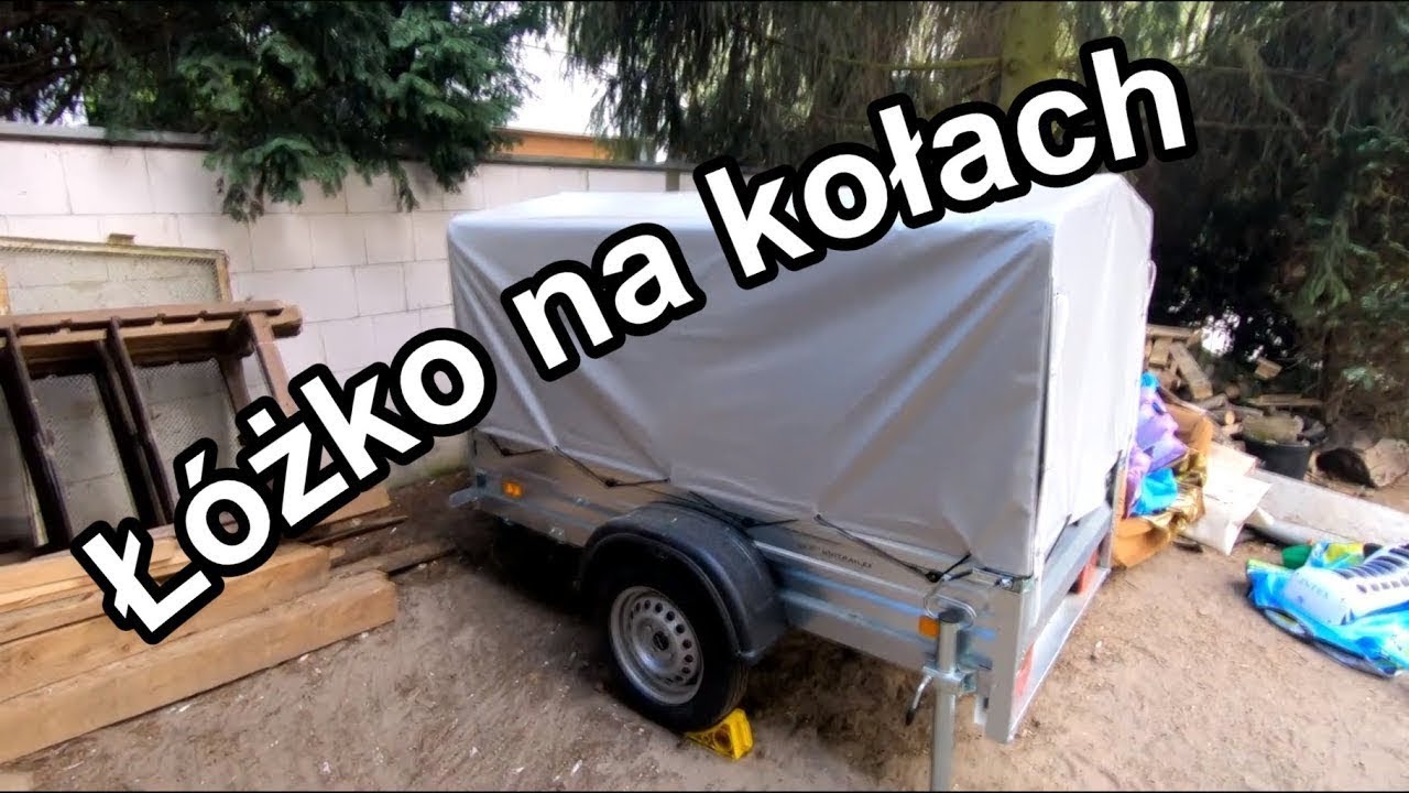 Namiot na kołach czyli spanie w przyczepie towarowej