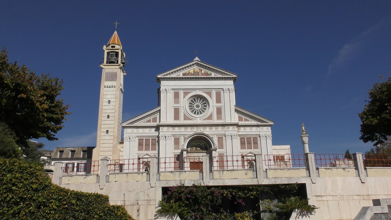 Arenzano : Santuario Bambino Gesu' di Praga