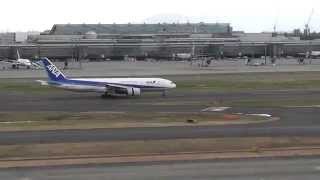 羽田空港ターミナル BIG BIRD　第1旅客ターミナル6F　展望デッキ　飛行機の着陸