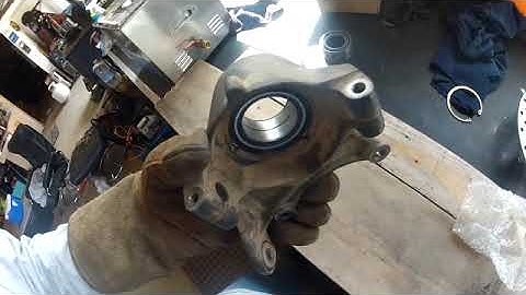 Polaris RZR 800 wheel Bearing &Hub Replacement   SD 480p
